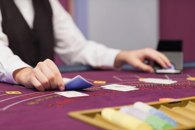 不赔的不是庄家而是扑克牌厂家瓦力棋牌原来澳门赌场真正稳赚(图3)